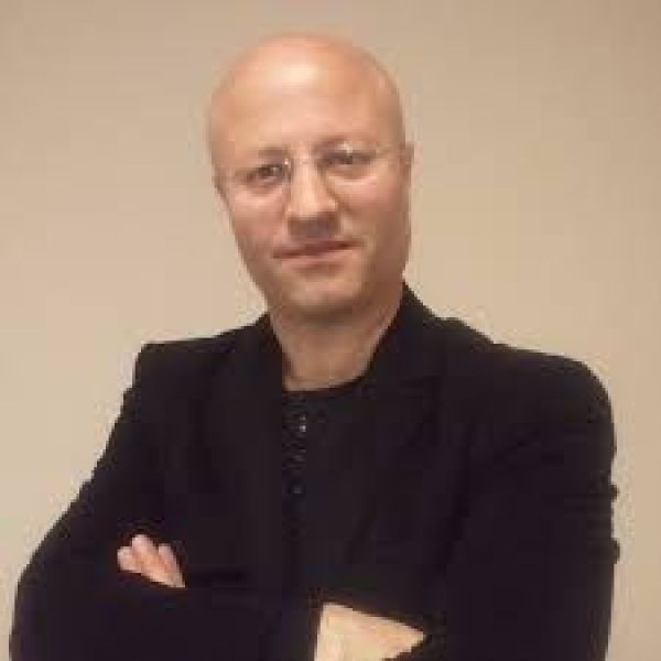 Bu GörselDr. Öğr. Üyesi Oktay Aydınile ilgili